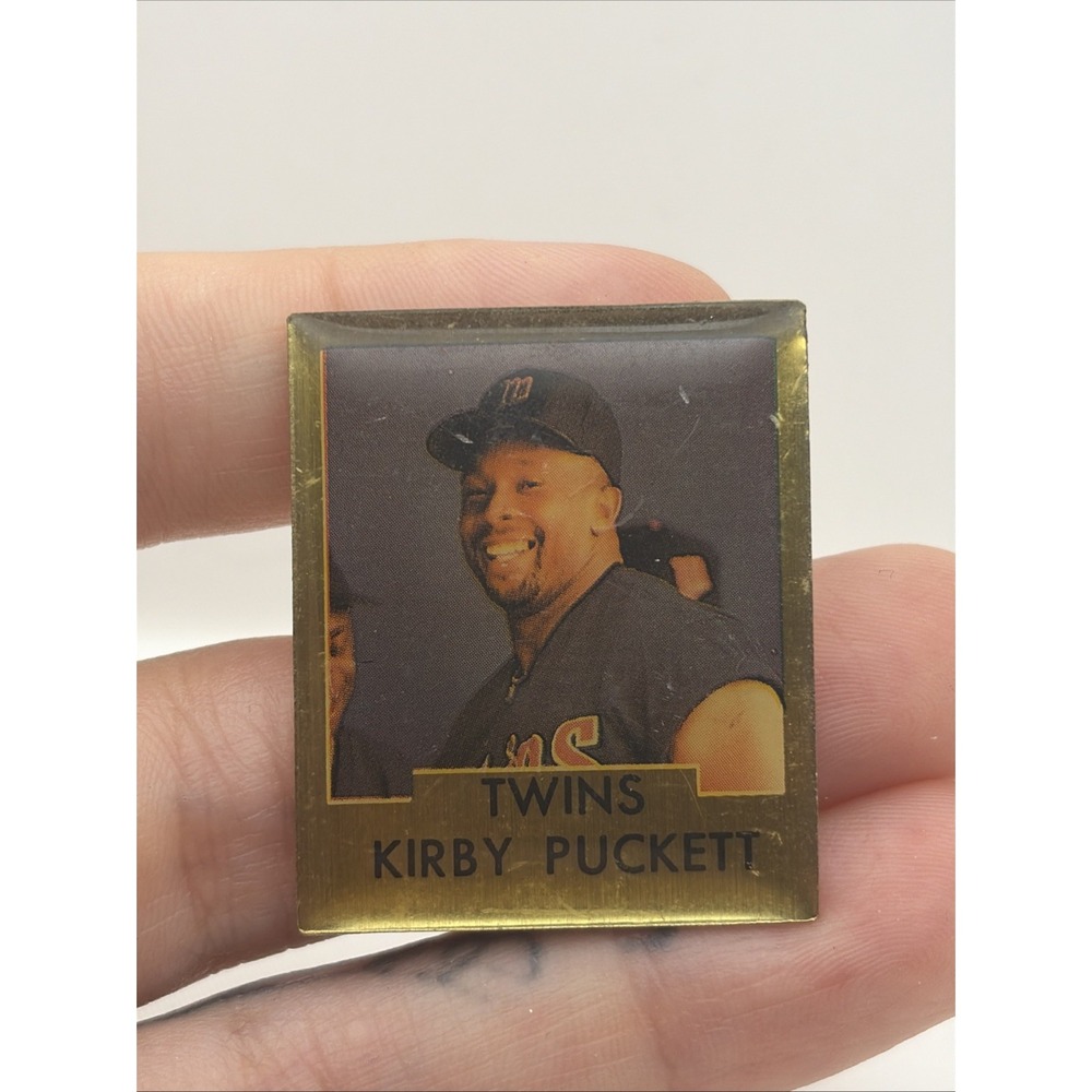 1991 Minnesota Twins Kirby Puckett MLB Baseball Team Lapel Hat Pin
